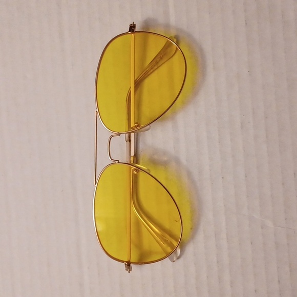 $4 Add-on Yellow Lenses Sunglasses - Picture 1 of 6